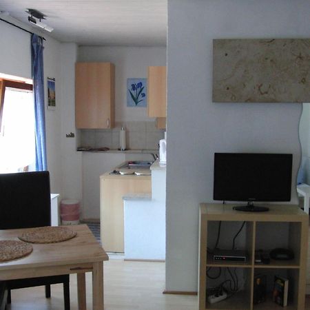 Burgauer Hof Lägenhet Rum bild